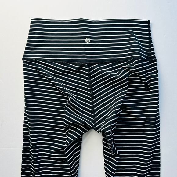 Lululemon Wunder Under High-Rise Tight 28" Size 8 Stripe Black White RARE - Picture 6 of 7